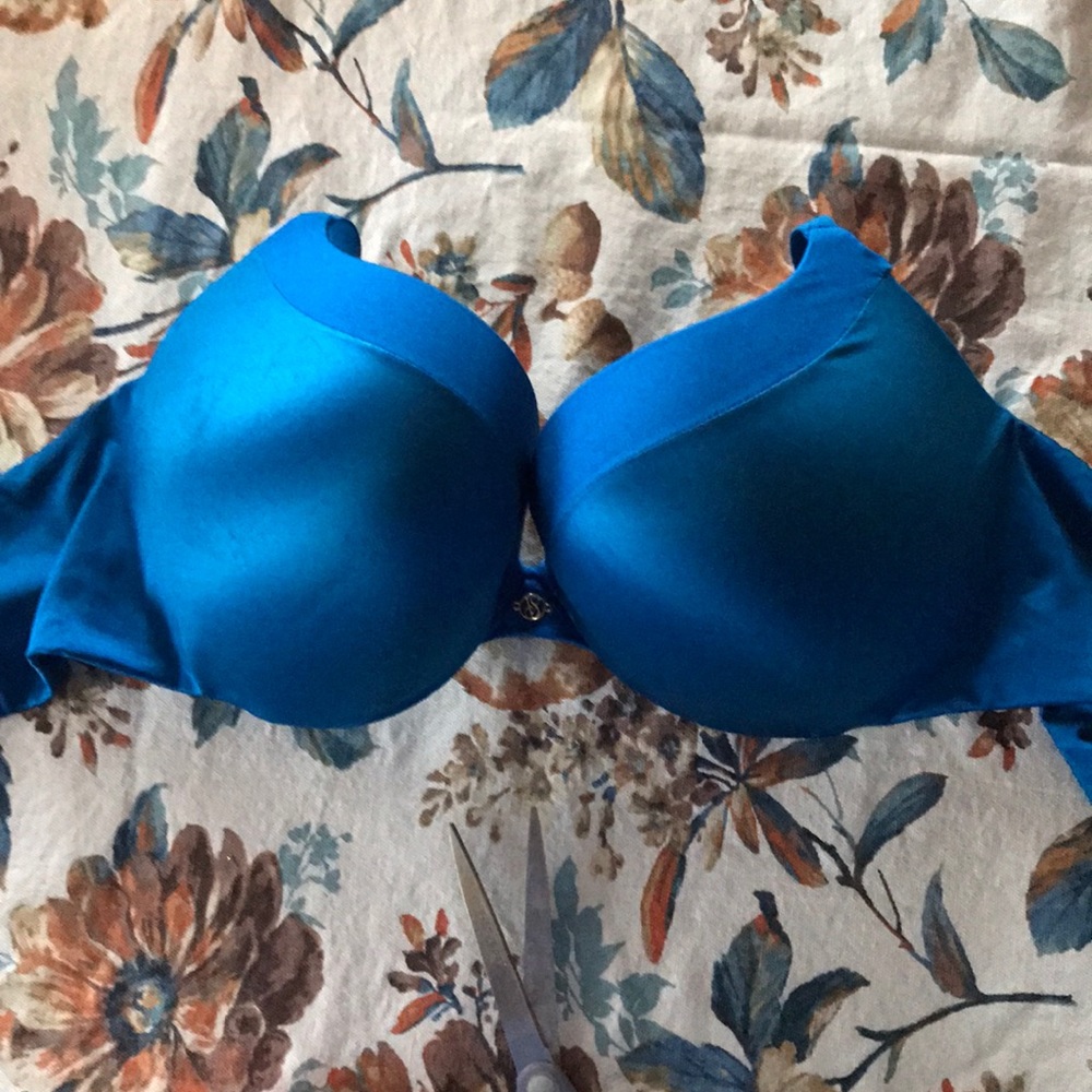 Victoria’s Secret push up bra